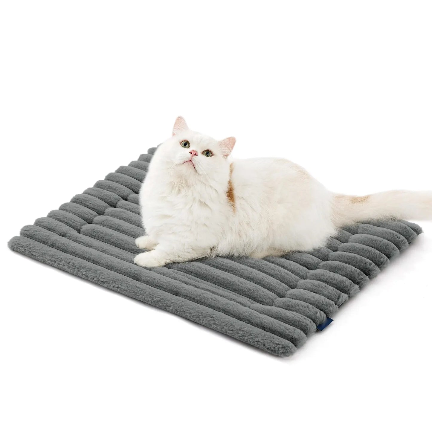 Self-Warming Cat Dog Mat Pet Bed Ultra Soft Fleeces Warm Cozy Comfort Sleeping Mat Universal Machine Washable Pet Furniture
